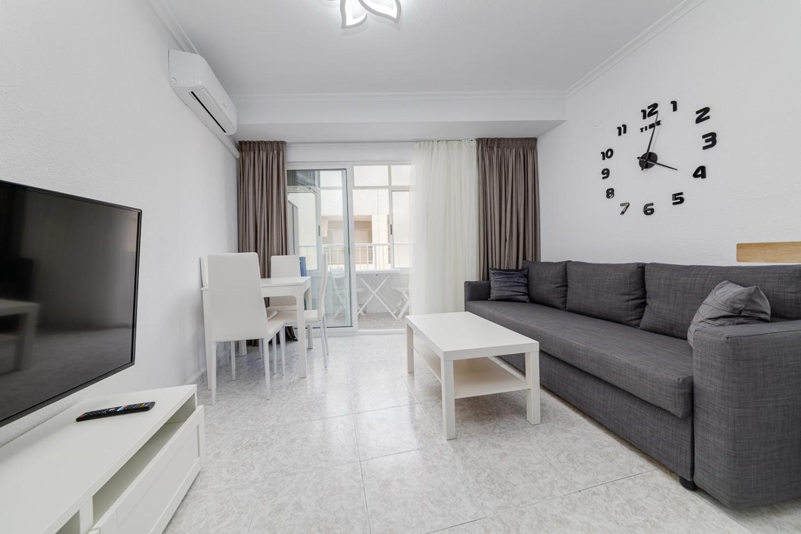 Calle Concordia 86, Two Bedroom Apartment, Up To 6 Guests, Near Del Cura Beach,Supermarket Mercadona And Central Bus Station Torrevieja Exterior photo